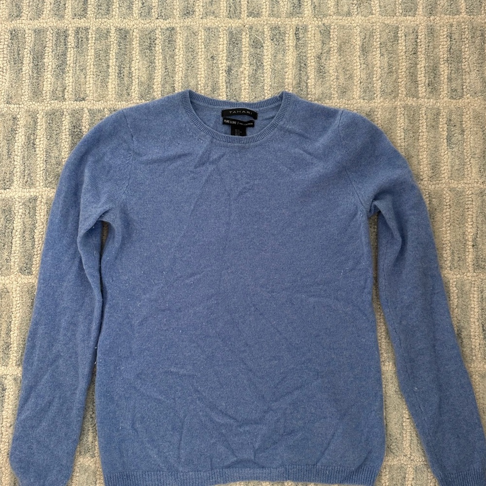 Blue Cashmere Crewneck Sweater Classic Knit Design